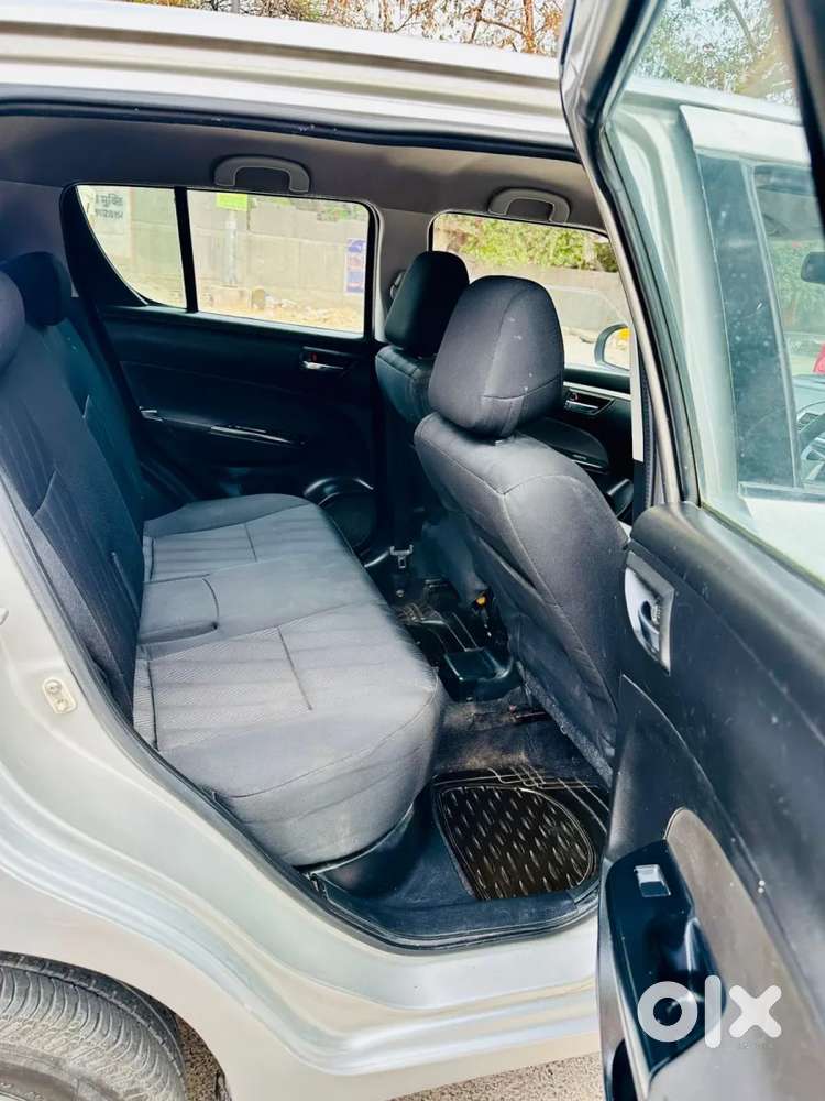 Maruti Suzuki Swift Vxi, 2012, Petrol