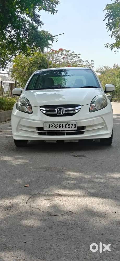 Sari Chijen Working Mein Hai