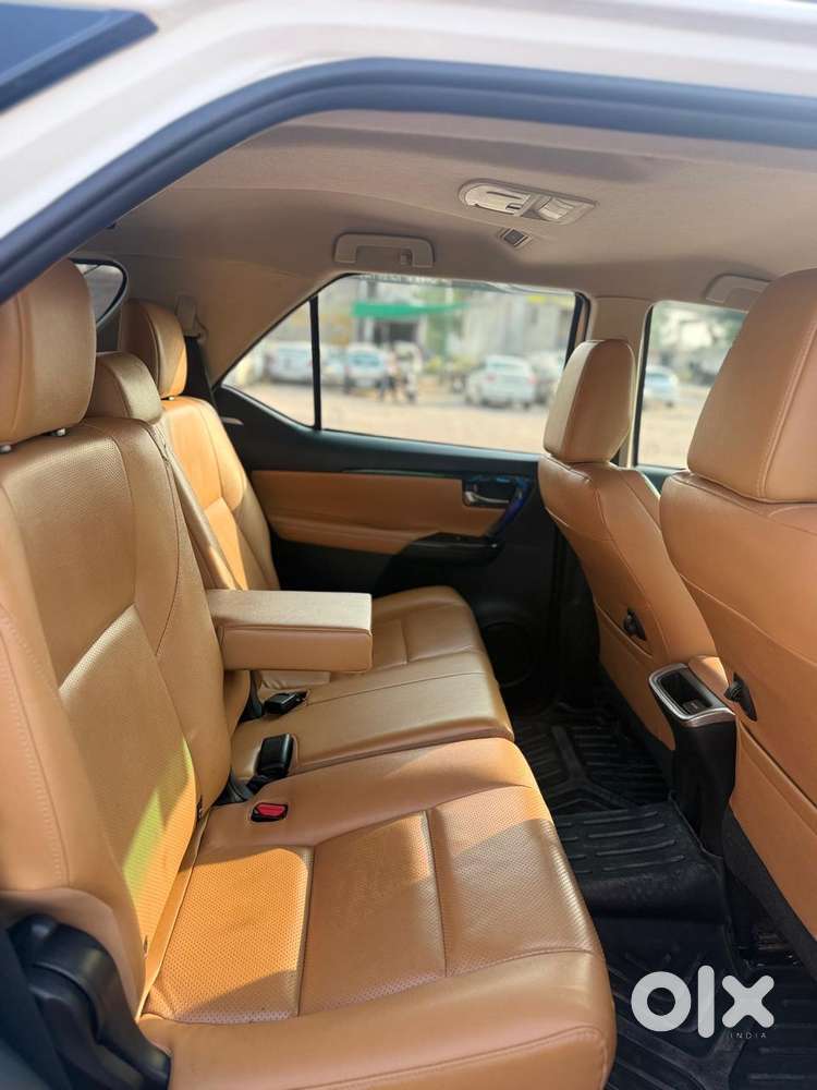 Toyota Fortuner 4x2 At 2.8 Diesel, 2023, Diesel