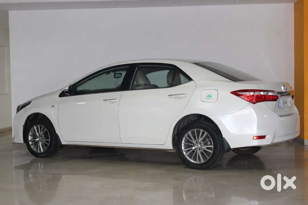 Toyota Corolla Altis 1.8 V Automatic