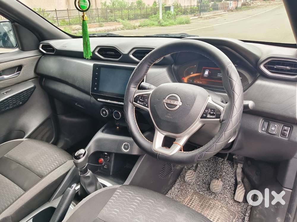 Nissan Magnite N-connecta Mt, 2025, Cng & Hybrids