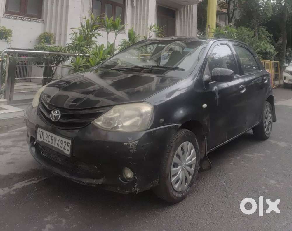 Toyota Etios Liva 2011-2012 G, 2011, Petrol