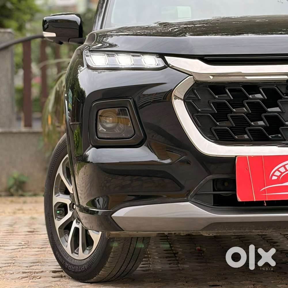 Maruti Suzuki Grand Vitara 1.5 Alpha Smart Hybrid At, 2023, Petrol