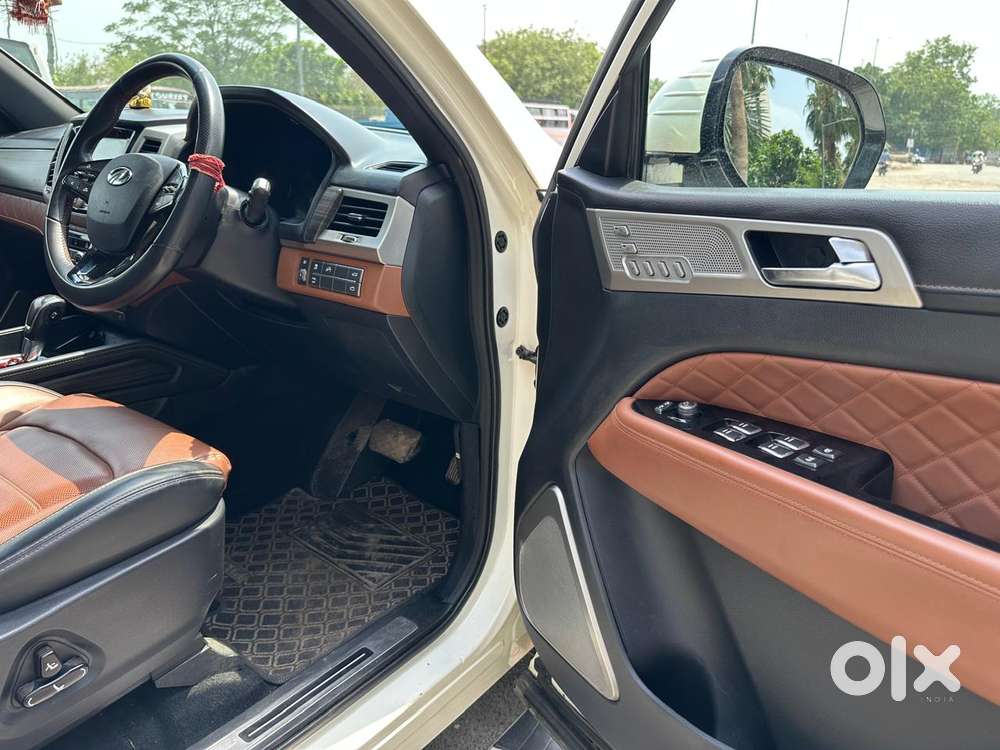 Mahindra Alturas G4 4x4 At, 2019, Diesel