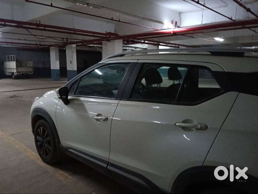 Nissan Kick Suv, Model December 2021 Petrol Version