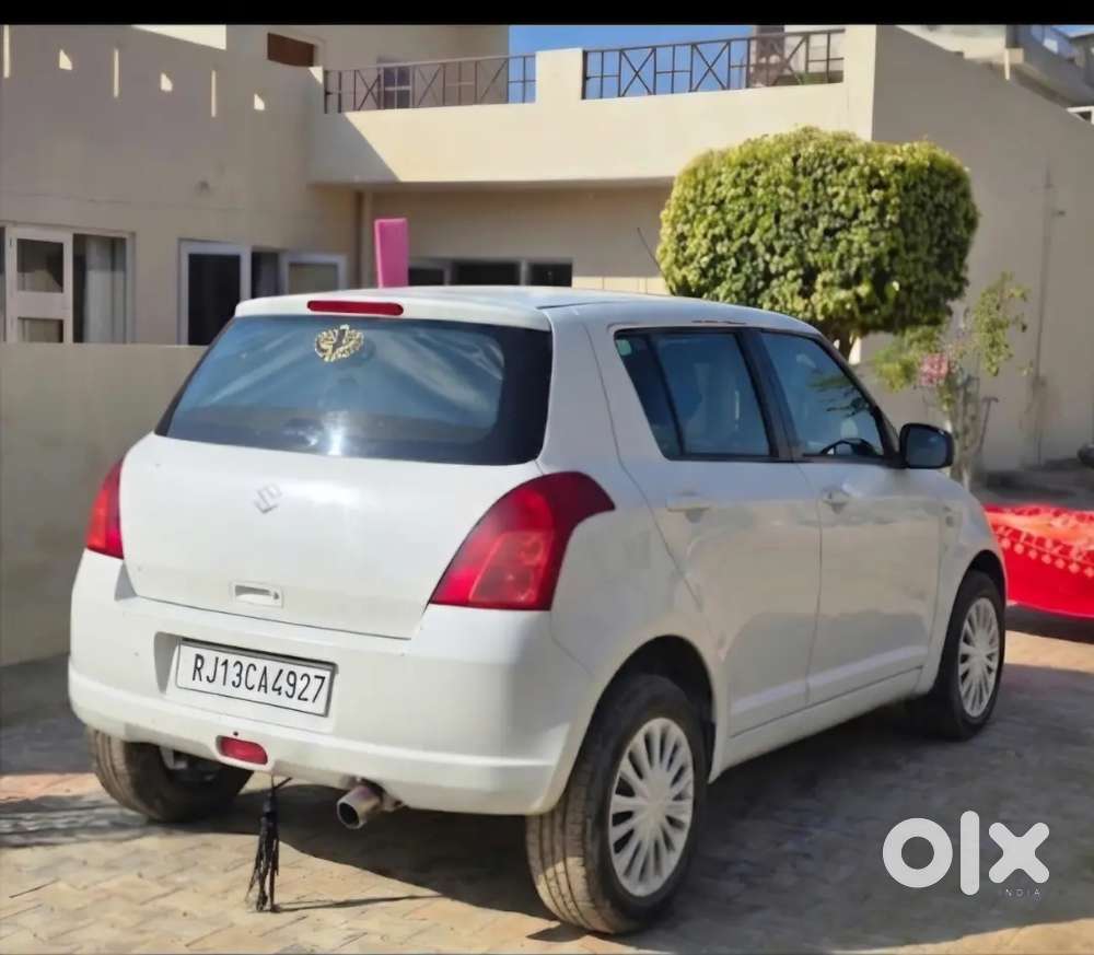 Maruti Suzuki Swift 2010 December Last ,  Diesel 147000 Km Driven