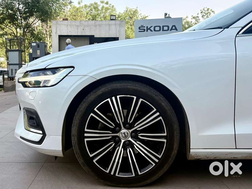 Volvo S60 T4 Inscription, 2021, Petrol