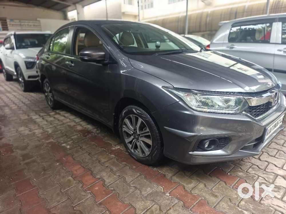 Honda City 1.5 V 5th Gen I-vtec Mt, 2017, Petrol