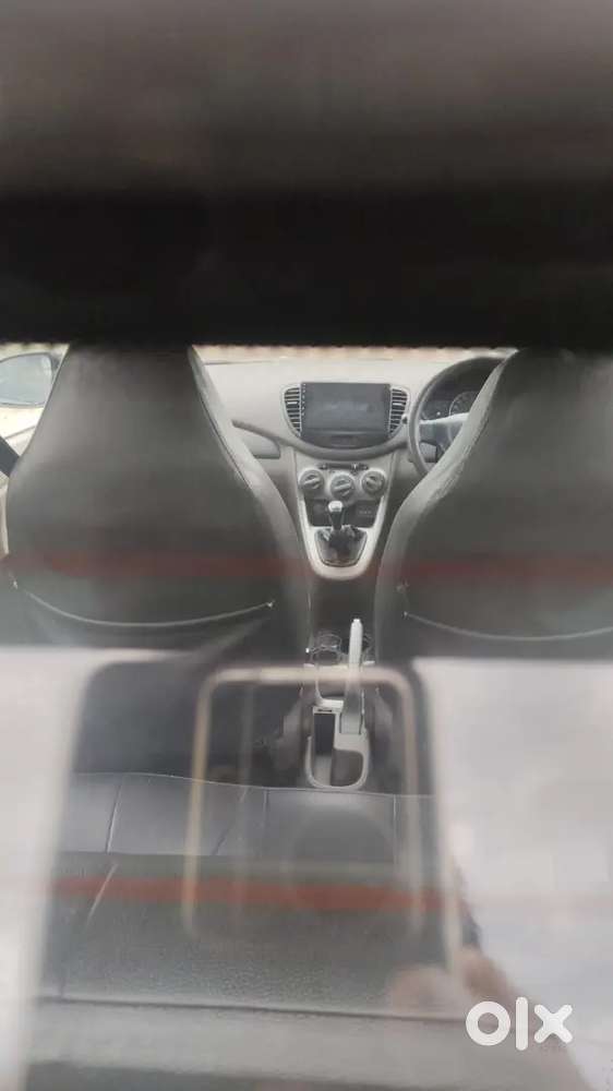 Hyundai I10 Sportz 2011