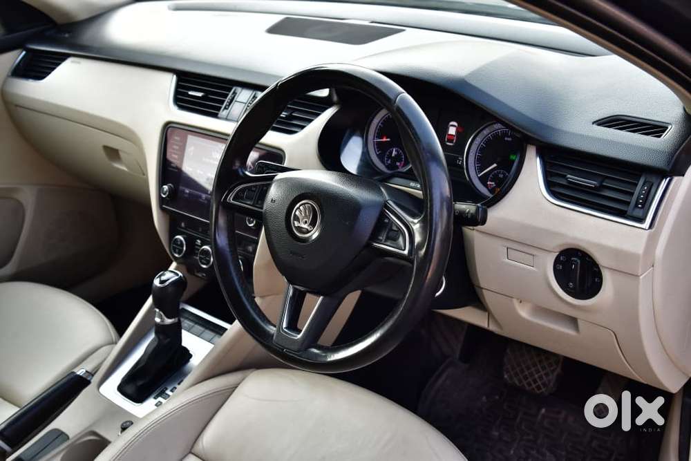 Skoda Octavia 1.8 Tsi At Style, 2019, Petrol