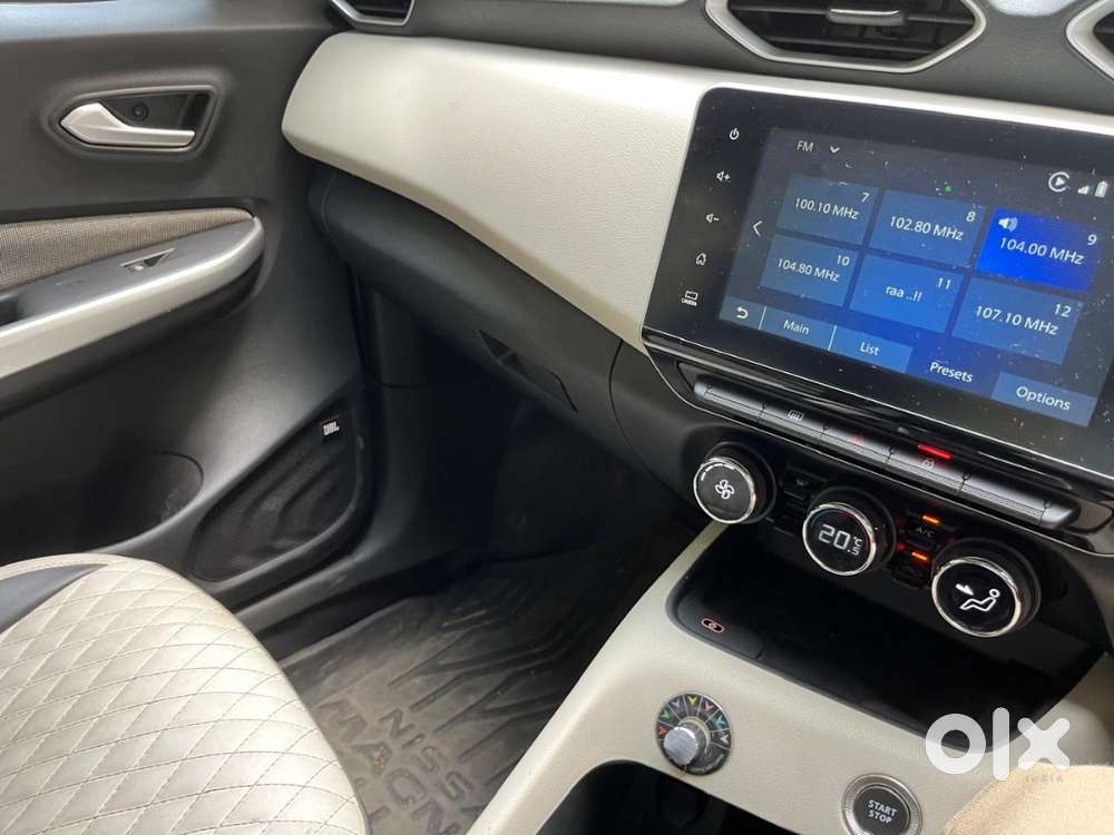 Nissan Magnate Mtxv