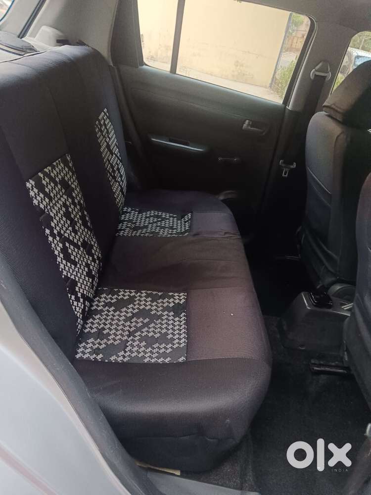 Maruti Suzuki Swift Vxi + Manual, 2007, Petrol