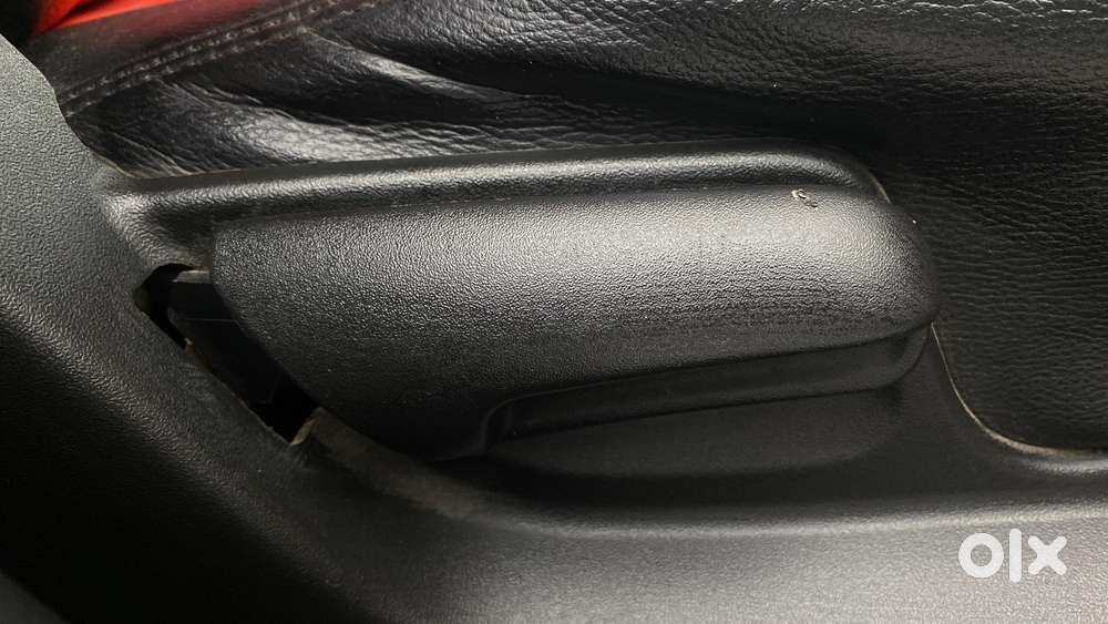 Maruti Suzuki Swift Vxi, 2015, Petrol