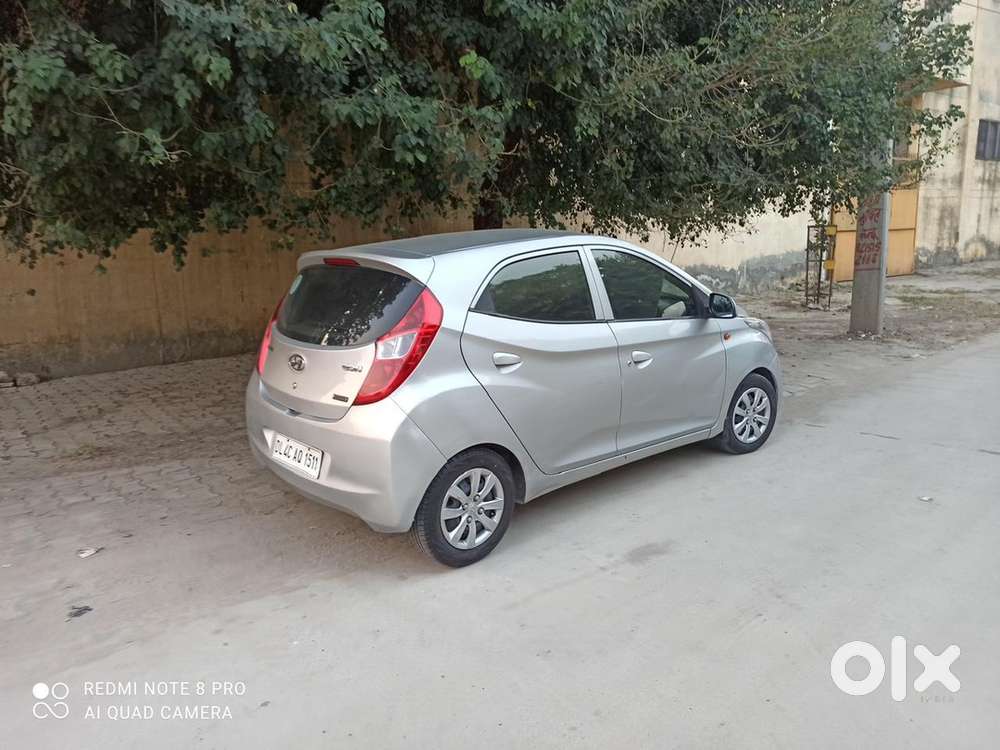 2011 Hyundai Manual Car