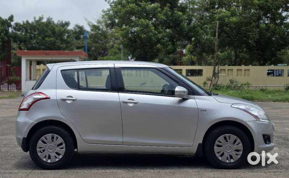 Maruti Suzuki Swift Vxi Optional, 2013, Petrol