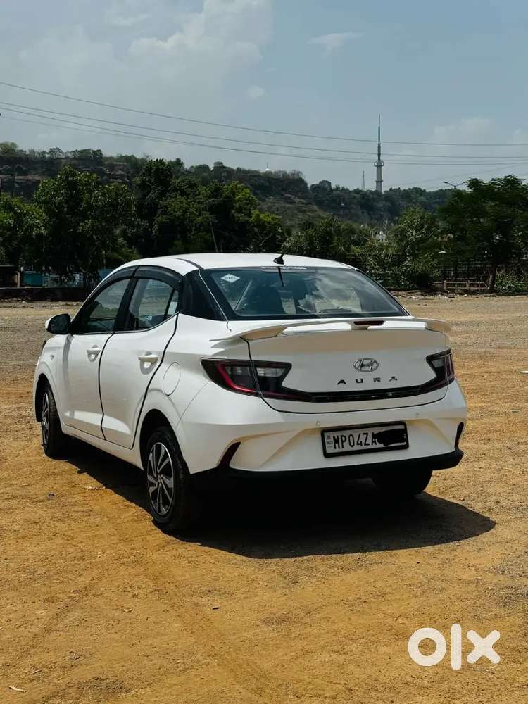 Hyundai Aura 2022 Cng & Hybrids Well Maintained