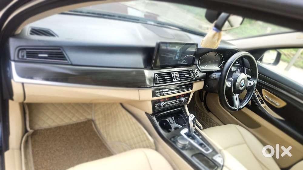 Bmw 5 Series 2.0 520i Luxury Line, 2018, Petrol