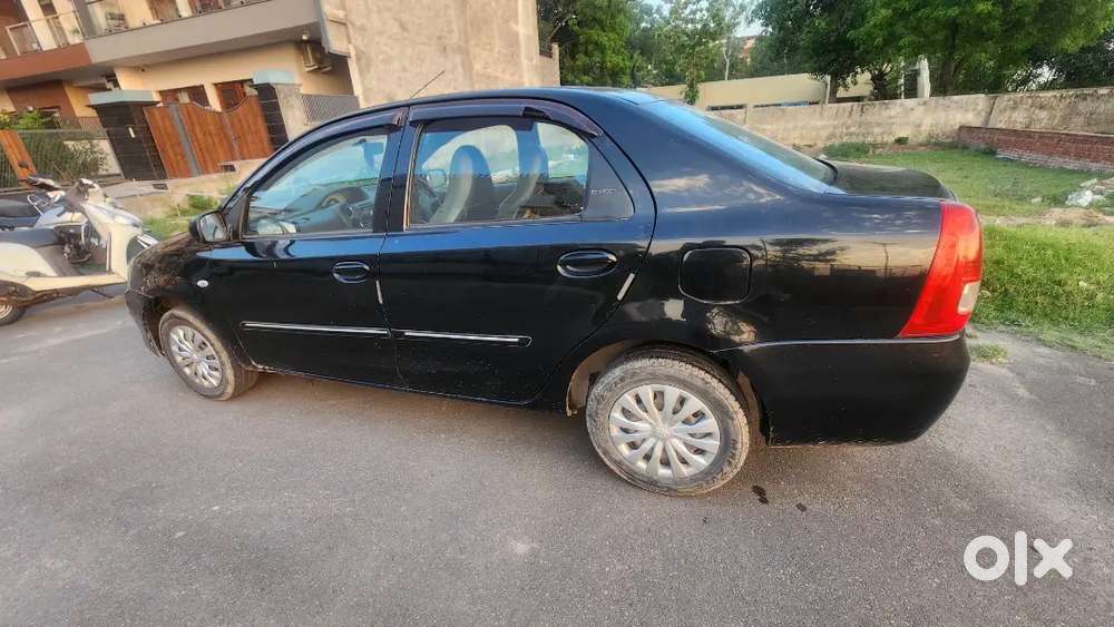 Toyota Etios Diesel 2012 Model, Black Colour, 1.5 Lac Km Driven