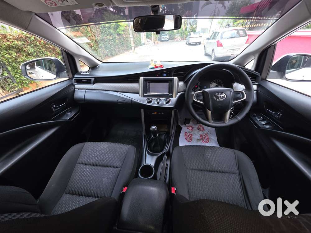 Toyota Innova Crysta 2.4 G Plus Mt 8 Str, 2018, Diesel