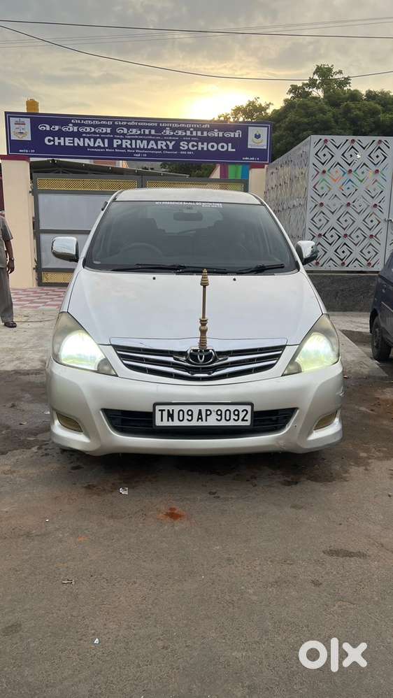 Toyota Innova Diesel 2005 /