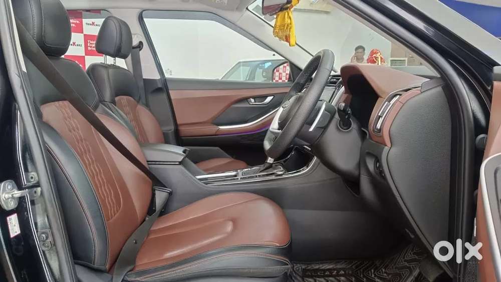 Hyundai Alcazar 1.5 Tdct Signature (o) 7s Petrol, 2023, Petrol