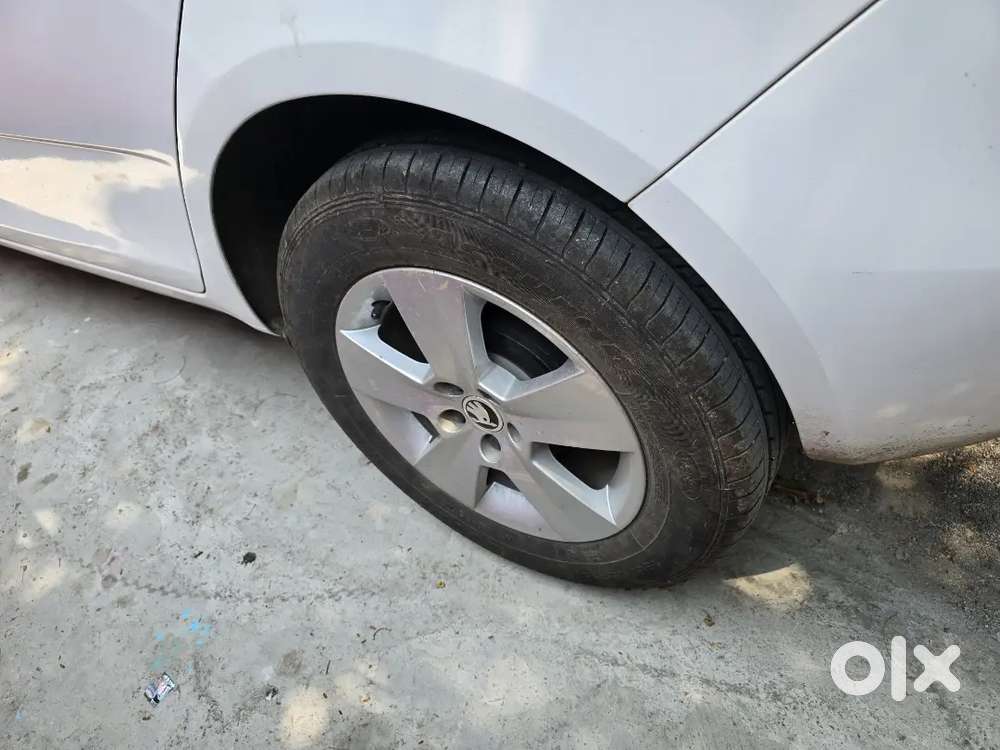 Skoda Fabia 2010 Petrol 42000 Km Driven