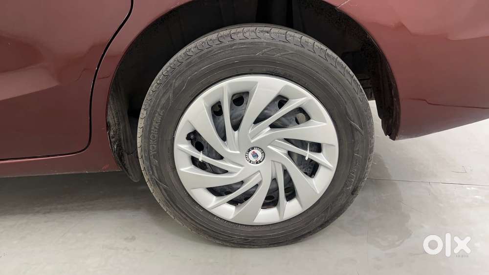 Maruti Suzuki Ertiga Vxi At, 2019, Petrol