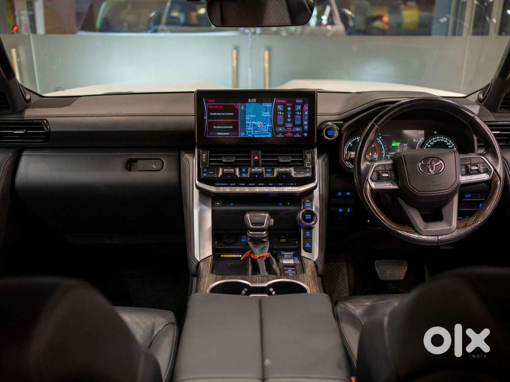 Toyota Land Cruiser 3.3 Zx Diesel, 2023, Diesel