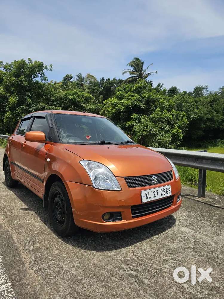 Maruti Suzuki Swift 1.3 Zxi 2006