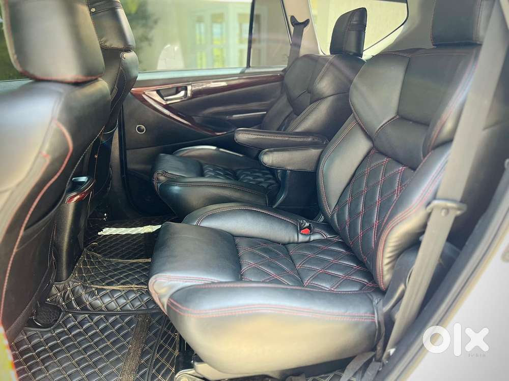 Toyota Innova Crysta 2.4 G Mt, 2017, Diesel