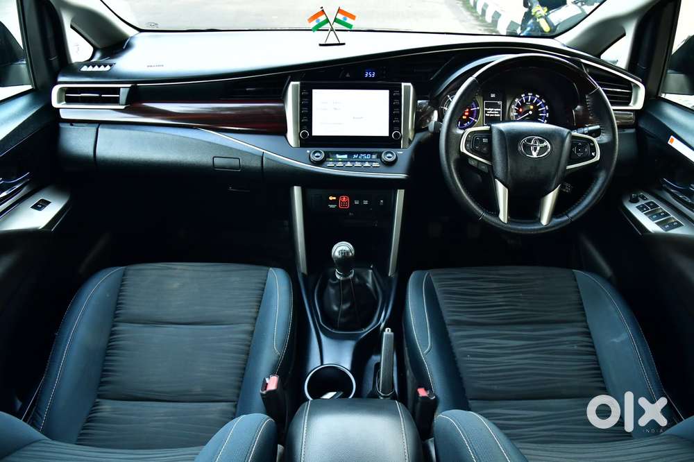 Toyota Innova Crysta 2.4 V 8 Str, 2024, Diesel