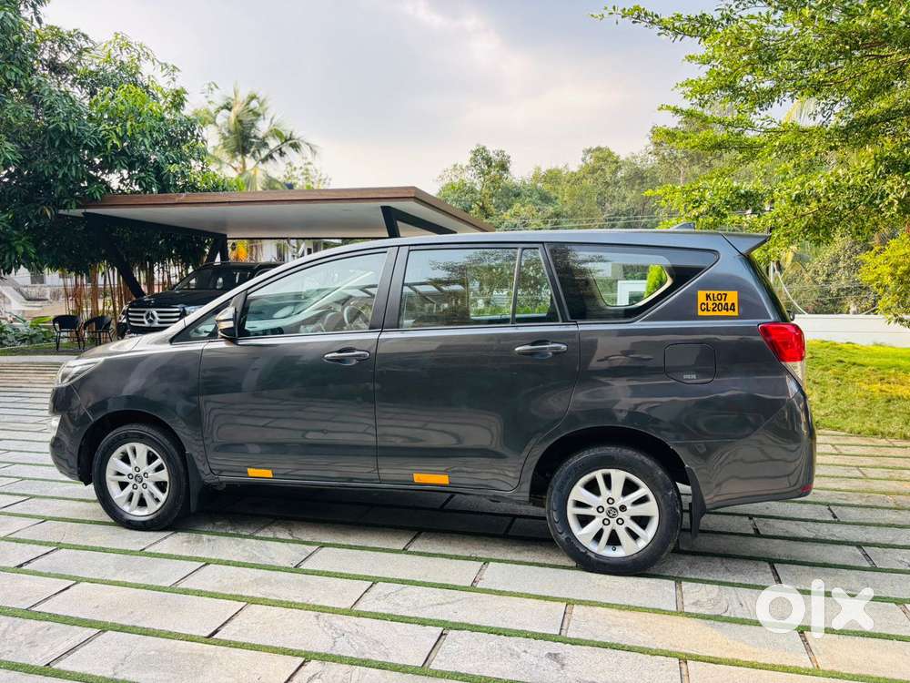 Toyota Innova Crysta 2.7 Gx Mt, 2017, Diesel