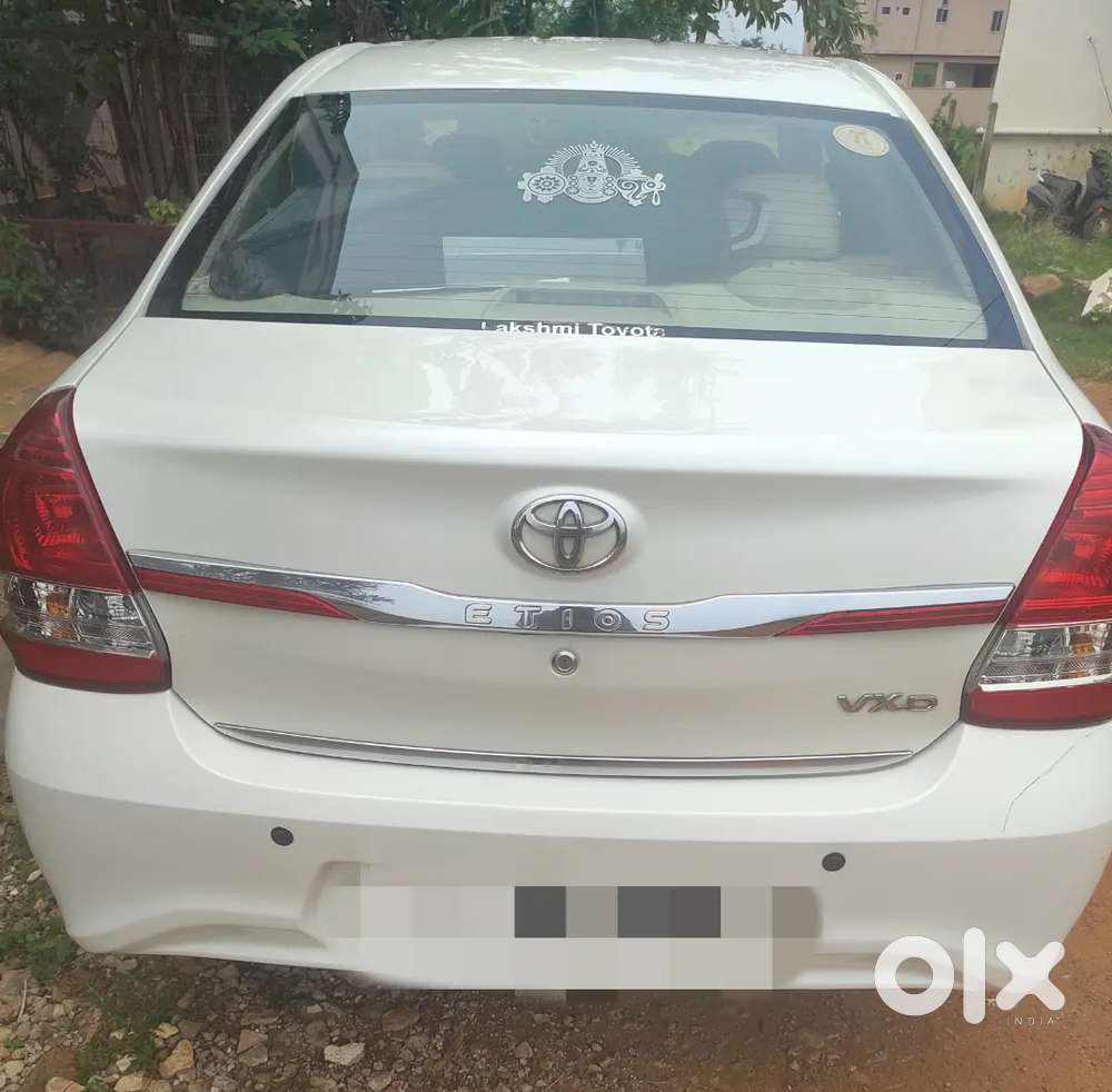 Fully Show Room Track Service, Toyota Etios Vxd 2017 Diesel