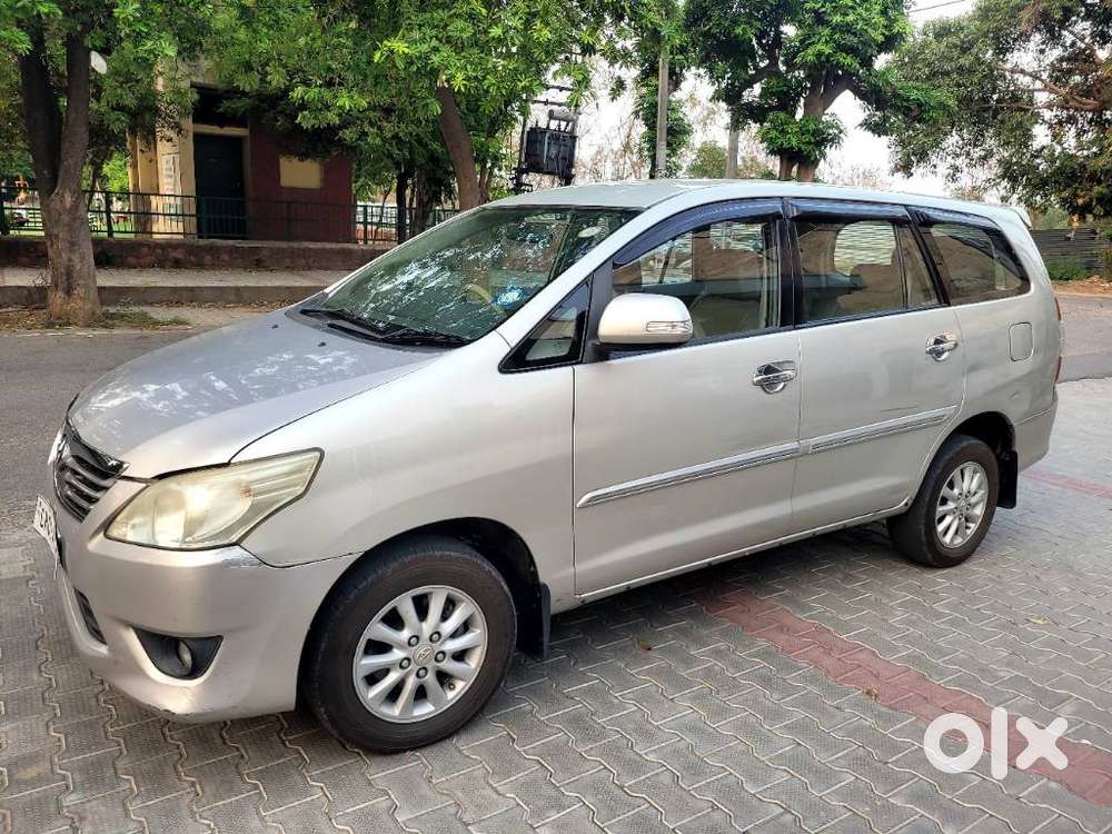 Toyota Innova 2.5 Vx 8 Str, 2012, Diesel