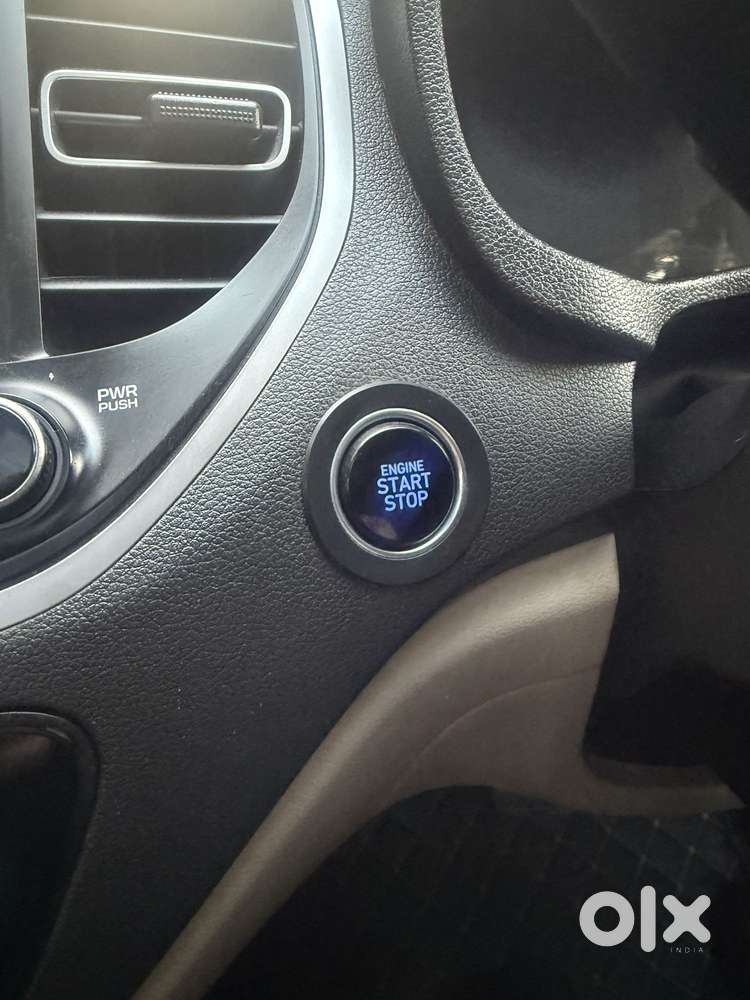 Hyundai Verna 1.5 Sx Vtvt Ivt, 2023, Petrol