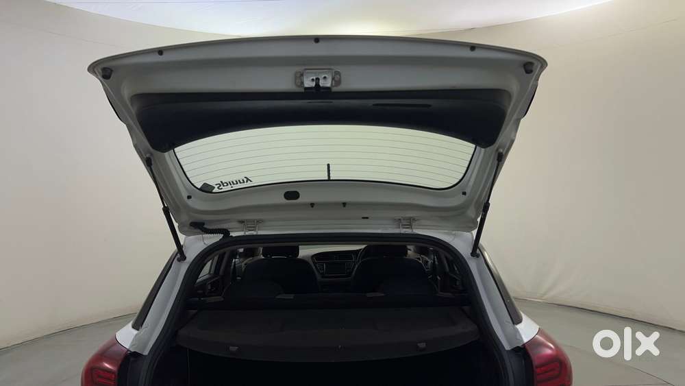 Hyundai Elite I20 Sportz Plus, 2020, Petrol
