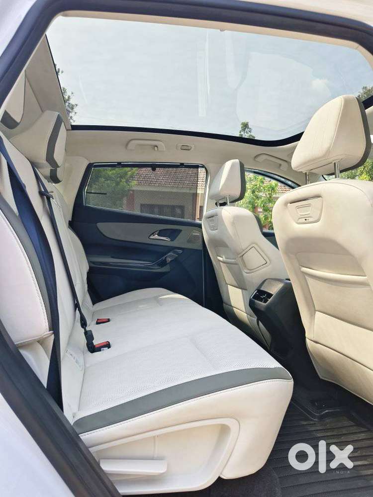 Mahindra Xev 9e Three B79 Kwh, 2025, Electric