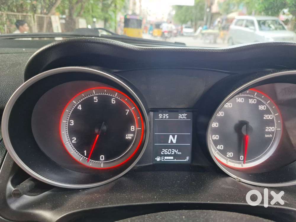 Maruti Suzuki Swift 1.2 Vxi (o), 2023, Petrol