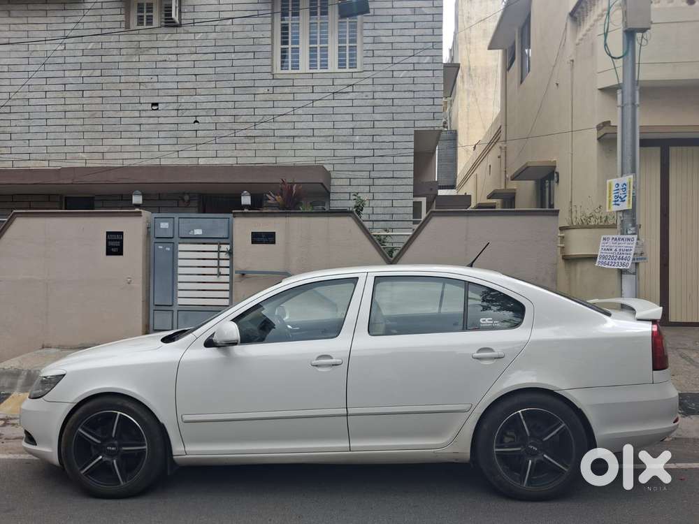 Skoda Octavia Combi 1.8 Turbo Petrol Rs Mt, 2012, Petrol