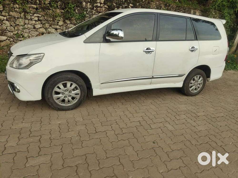 Toyota Innova 2.5 G (diesel) 8 Seater, 2006, Diesel