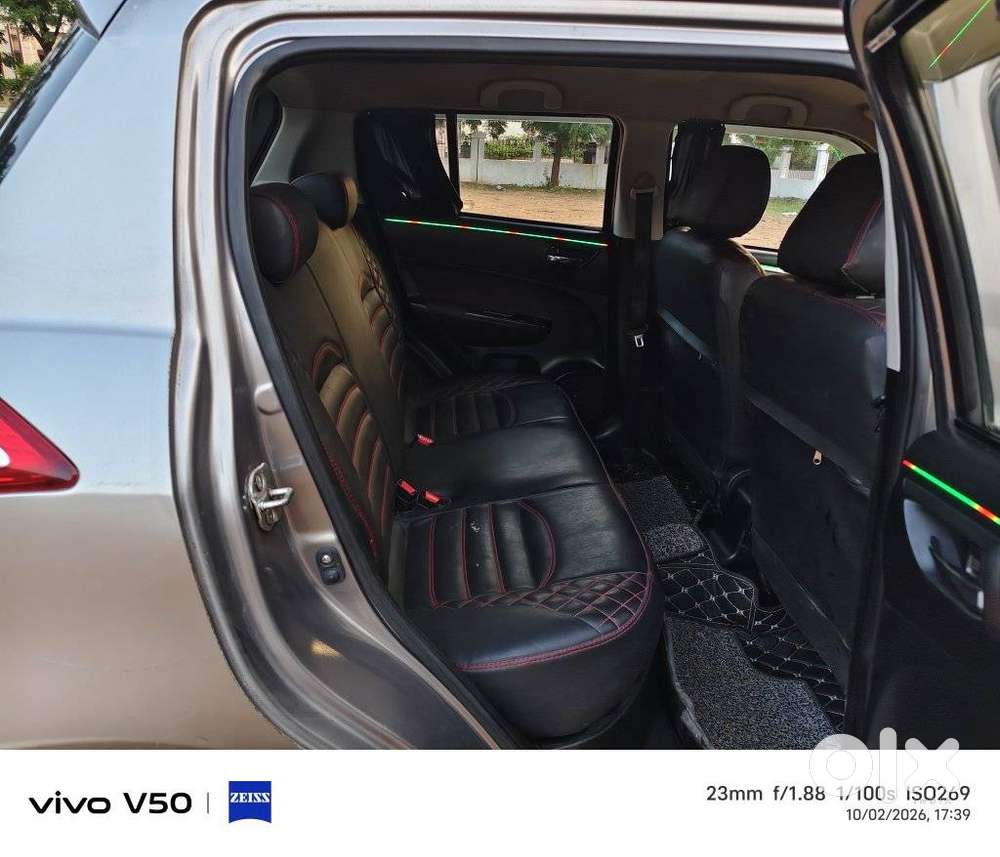 Maruti Suzuki Swift Vxi + Manual, 2012, Petrol