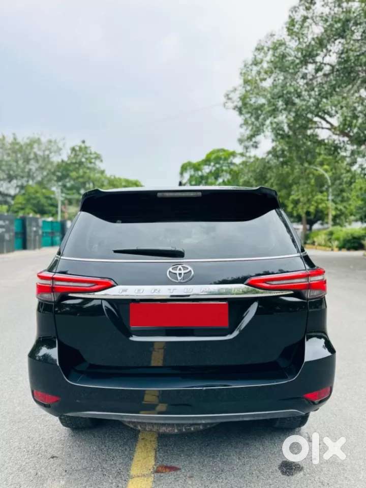 Toyota Fortuner 4x2 At 2.7 Petrol, 2025, Petrol