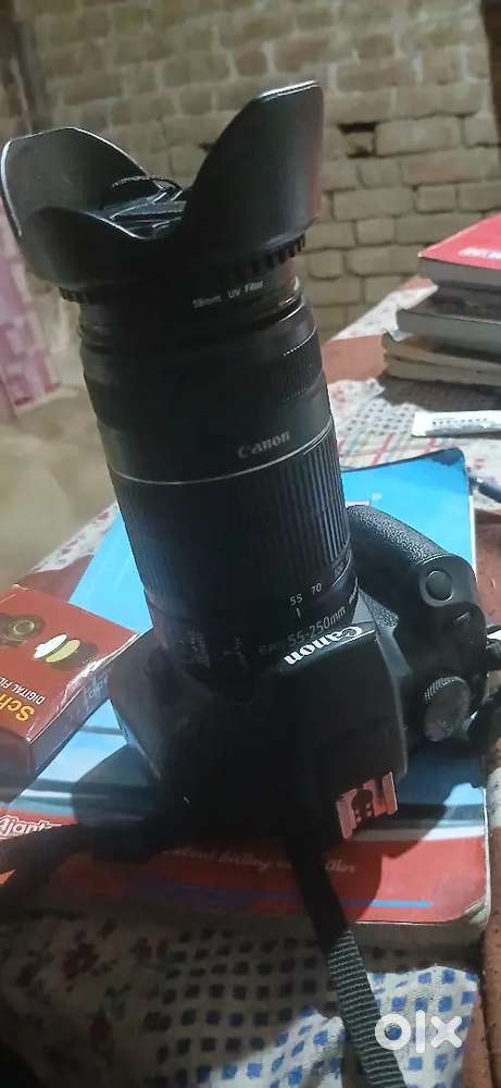 canon 1500d camera