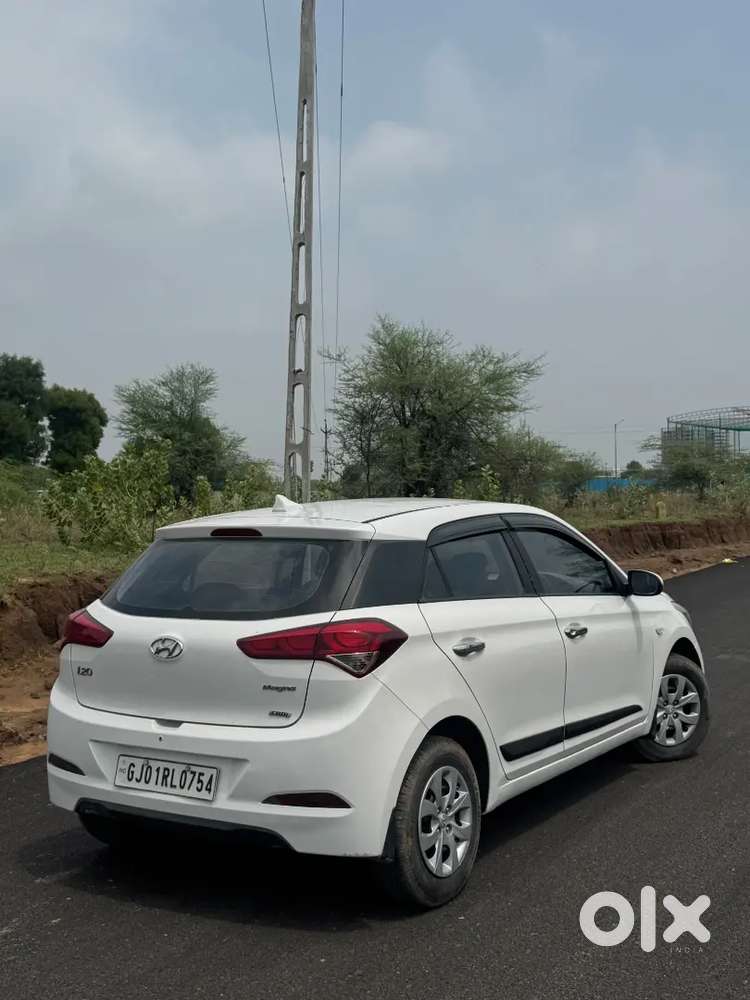 Hyundai I20 Magna 2015 Diesel Manual