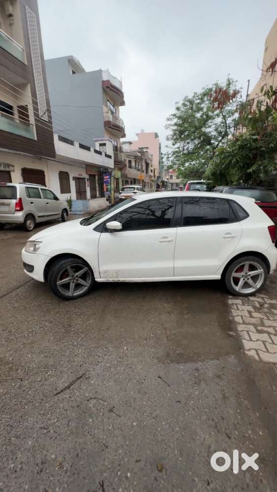 Volkswagen Polo With 16 Inch Alloys And Tyres