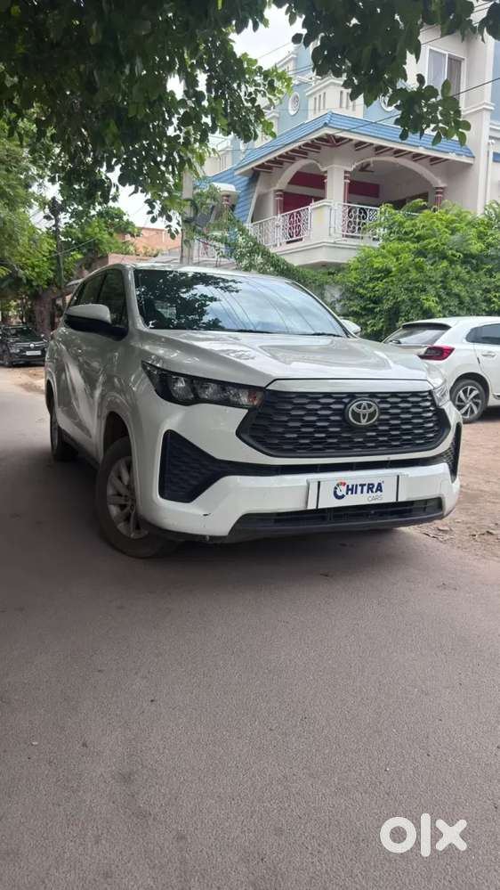 Toyota Innova Hycross 2.0 Gx 8 Str, 2024, Petrol