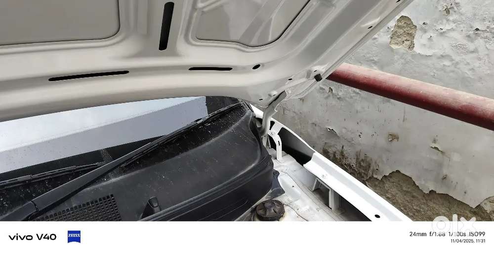 Hyundai Venue 2024(october) Diesel 5400 Km Drive