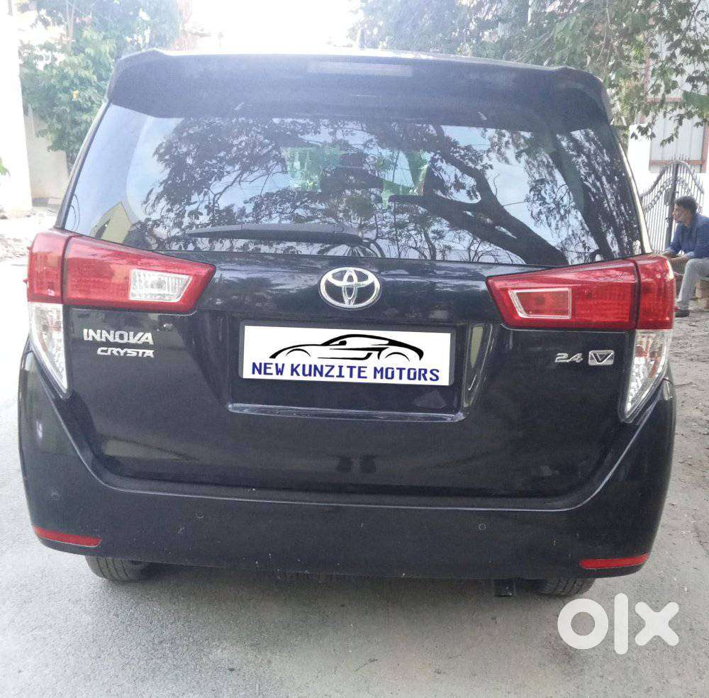 Toyota Innova Crysta 2.4 V, 2025, Diesel