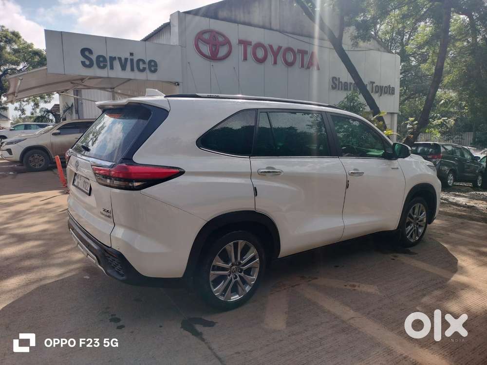 Toyota Innova Hycross 2.0 Zx Hybrid 7 Str, 2023, Petrol