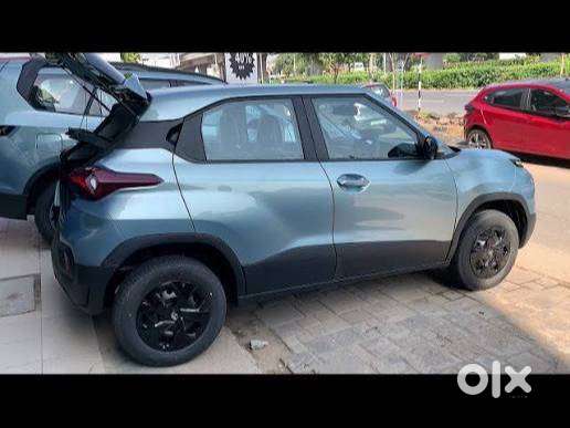 Tata Punch Petrol 2023